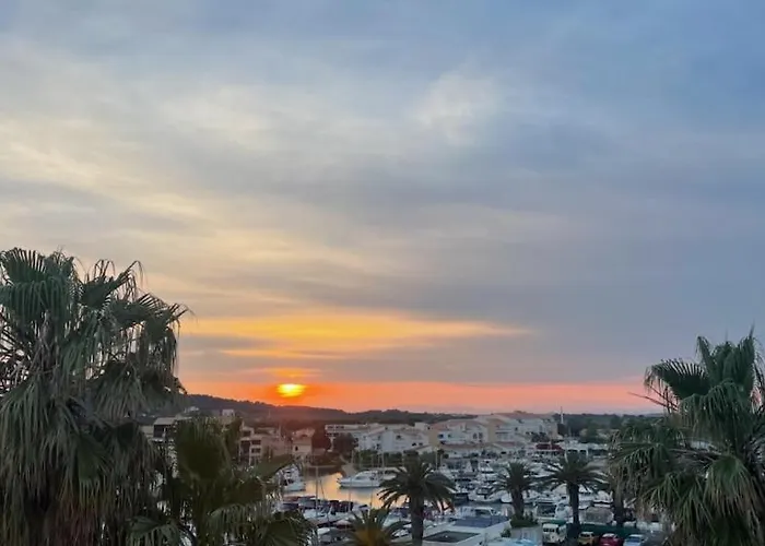 Village Naturiste Vue Sur Port Nature 7 * Agde