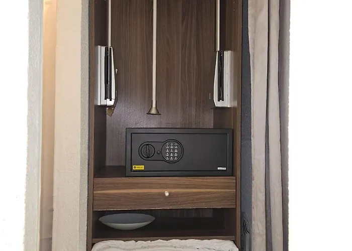 Village Naturiste Vue Sur Port Nature 7 Apartment *